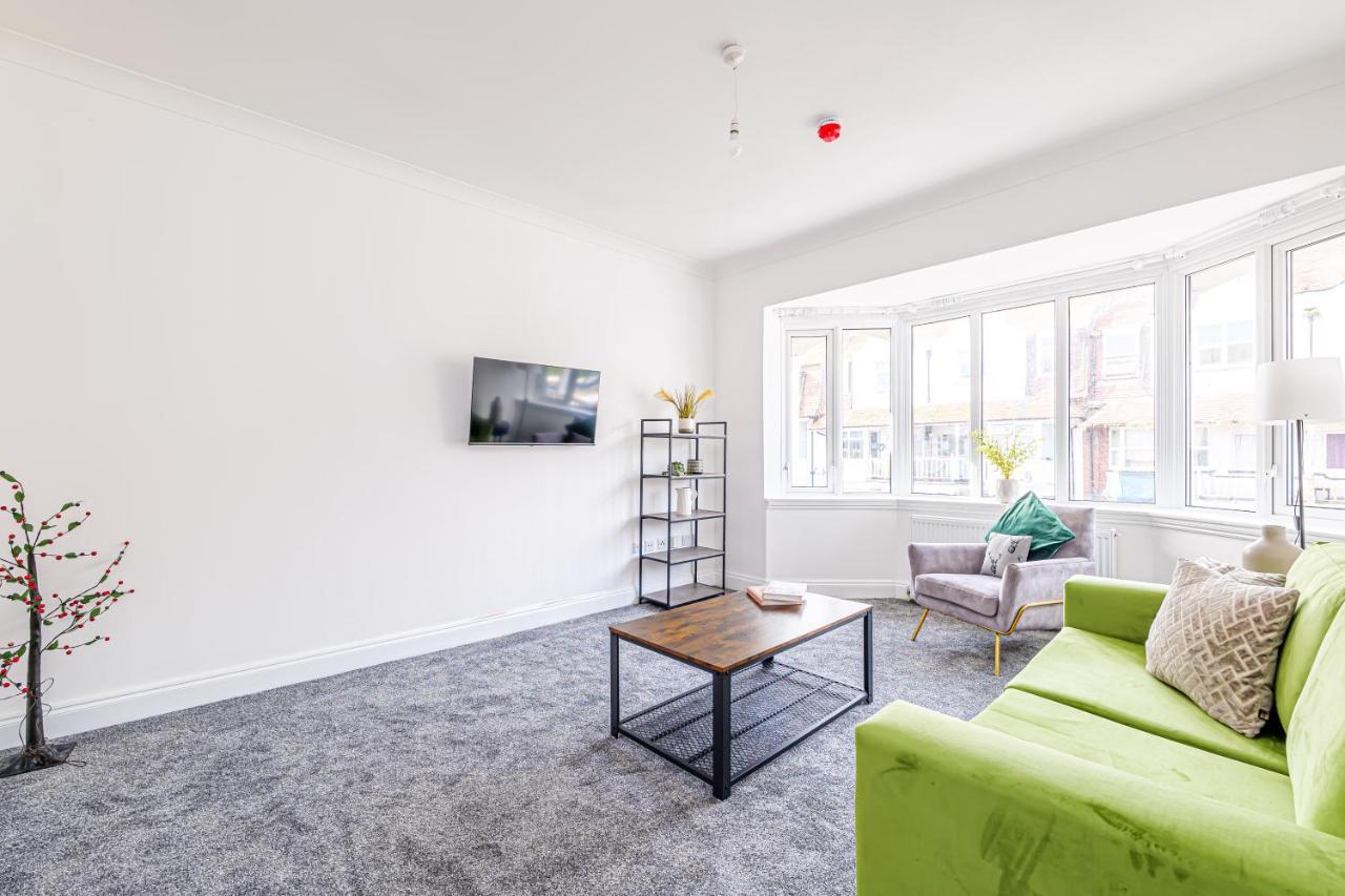 Luxury Apartments In Margate Centre 外观 照片